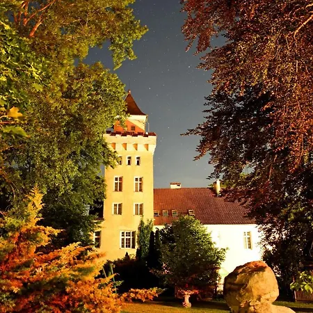 Zamek Nowecin