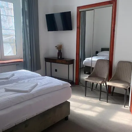 Zamek Nowecin 3* Łeba