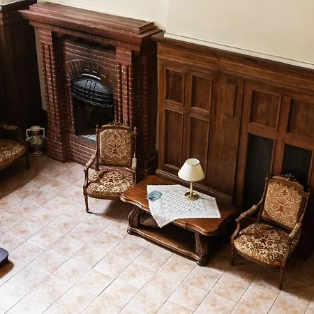 ホテル Zamek Nowecin ウェバ