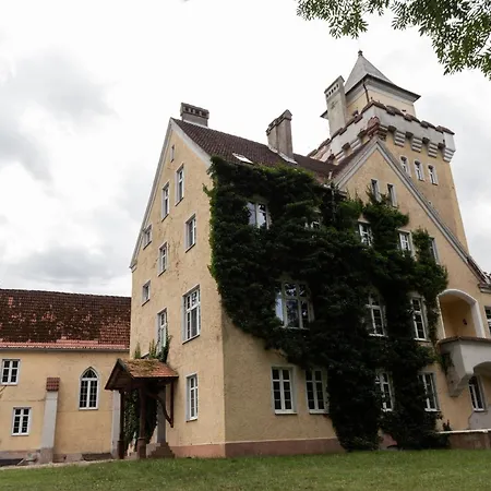 Hotel Zamek Nowecin